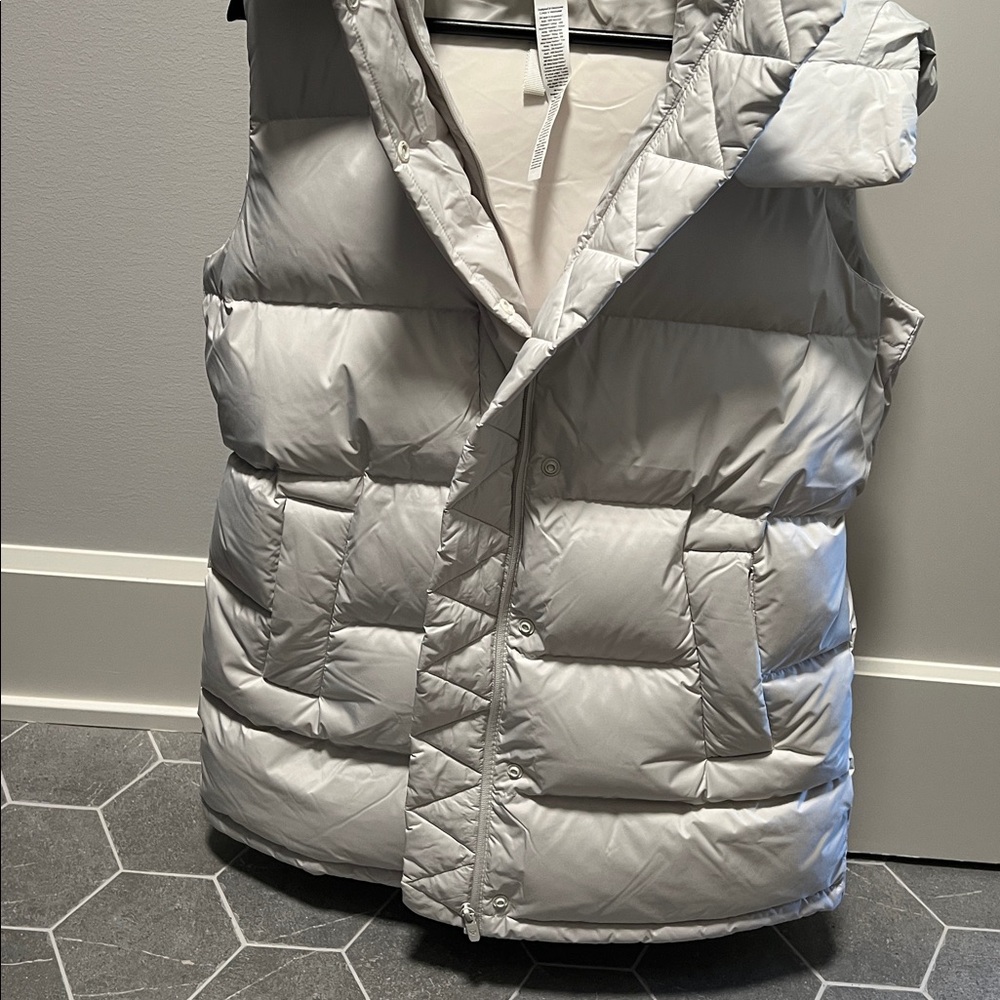 Wunder Puff 600-Down-Fill Mid-Length Vest - Picture 6 of 6